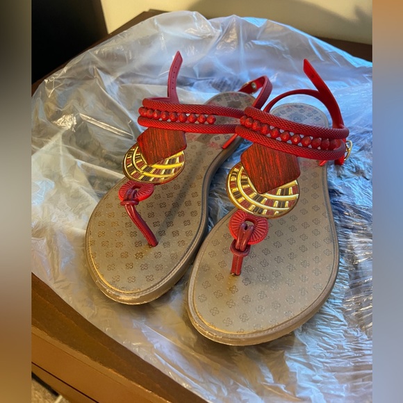 Grendha by Shakira Red Thong Sandals US7 - Picture 2 of 8